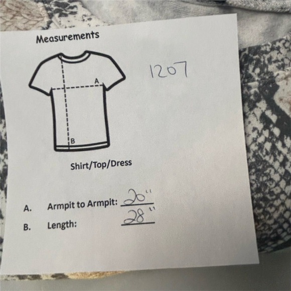 Express Women's Snake Print Long Sleeve Blouse Size S Multicolor - Picture 8 of 8